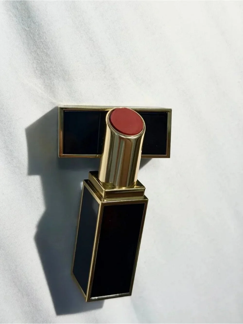 Tom Ford Satin Matte Lip Color in shade 52 Naked Rose New
